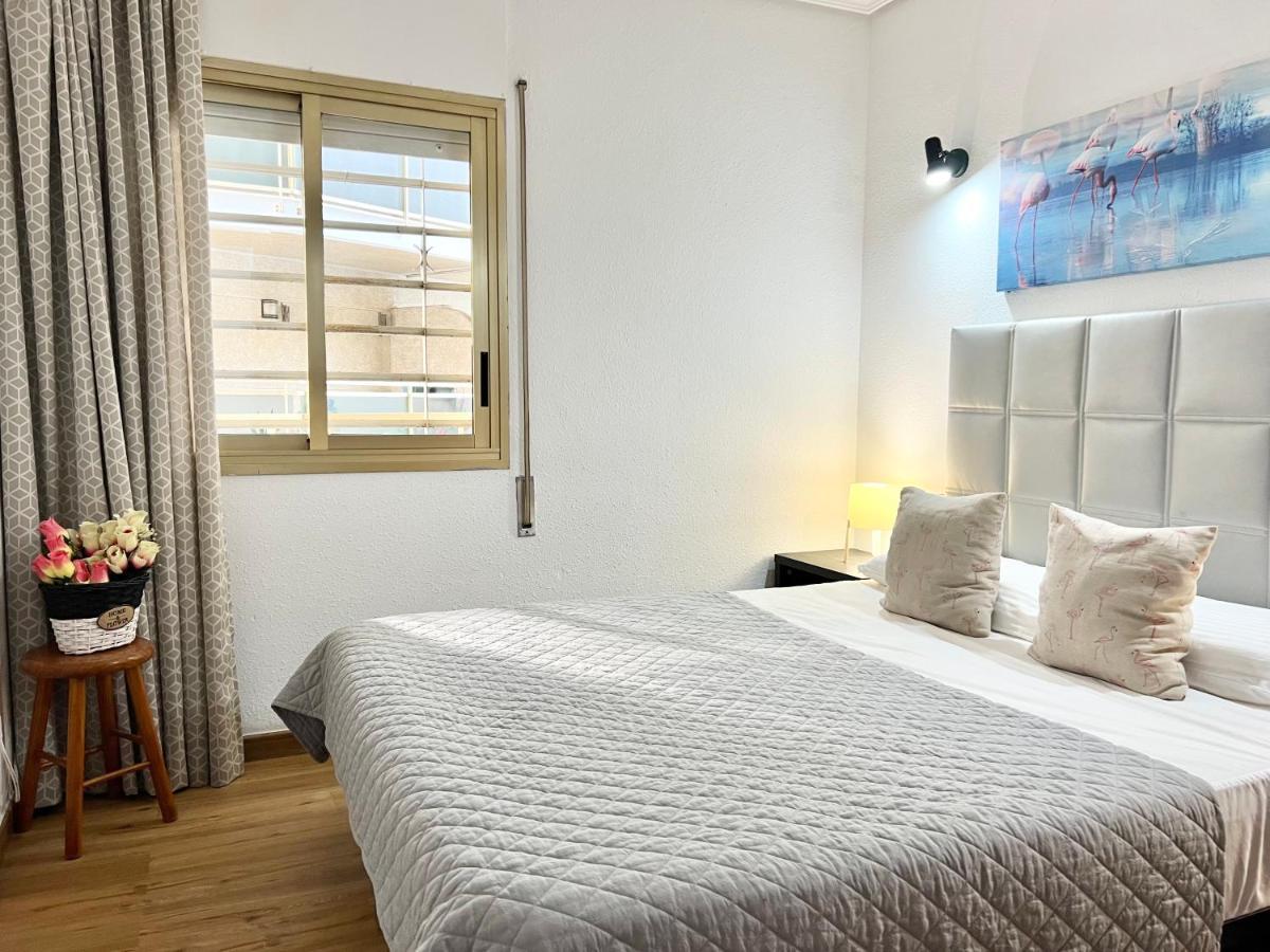 Apartamentos Centro Салоу Экстерьер фото